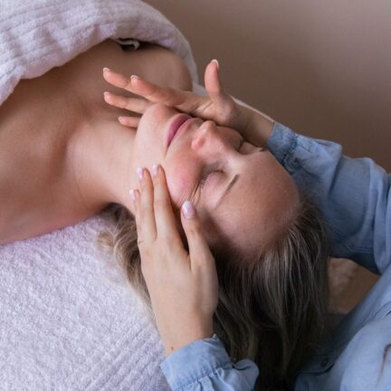 Massage facio-crânien